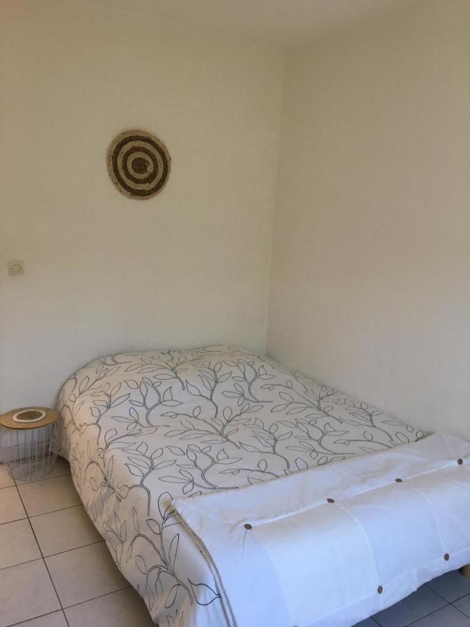 De La Clape A La Mer Mon Petit Pavillon Labellise - F2- Piscine Commune - Wifi Gratuit- Parking Prive - Arrivee Autonome - 800 M Plage - Grande Terrasse Abritee Vent - Saint-Pierre-la-Mer  Zewnętrze zdjęcie