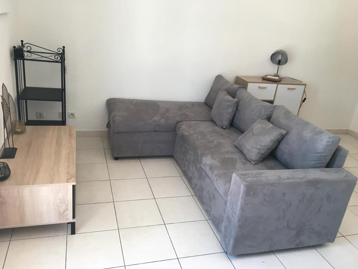 De La Clape A La Mer Mon Petit Pavillon Labellise - F2- Piscine Commune - Wifi Gratuit- Parking Prive - Arrivee Autonome - 800 M Plage - Grande Terrasse Abritee Vent - Saint-Pierre-la-Mer  Zewnętrze zdjęcie